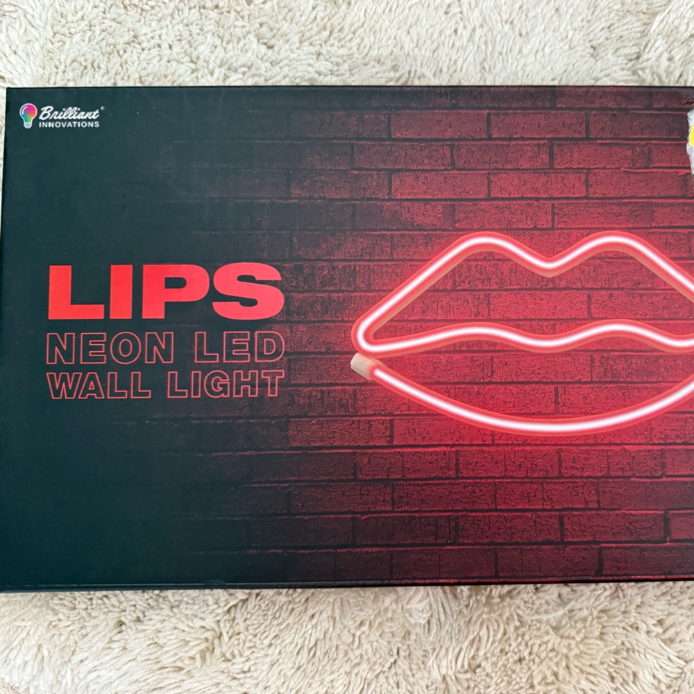 Red Lips LED Neon Sign